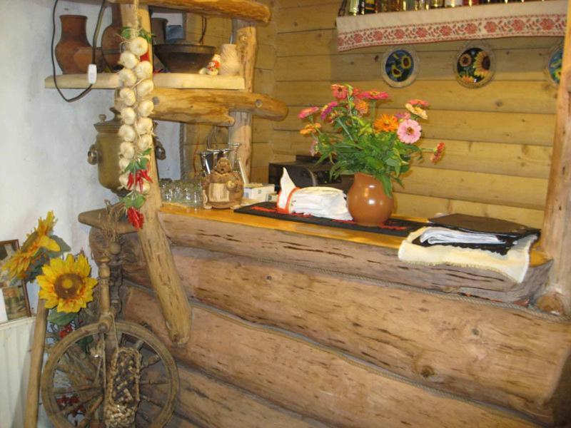 Okolitsa Hotel Koszivscsina Kültér fotó